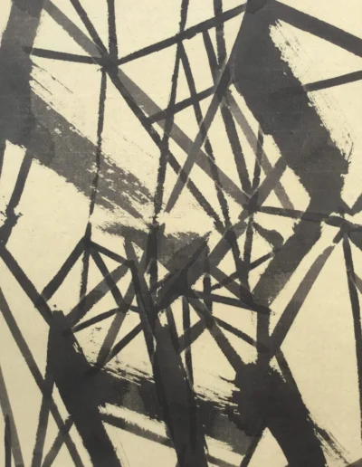 Œuvre à l’encre présentée verticalement